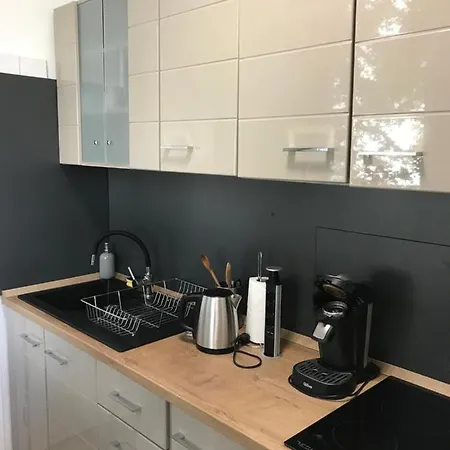 Koezponti Apartment