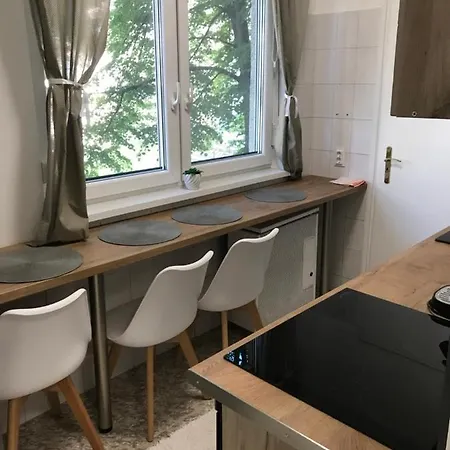 Koezponti Apartment *