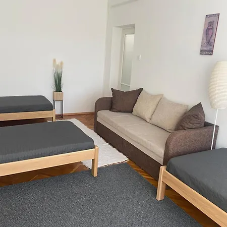 Apartment Koezponti Kiskunfelegyhaza