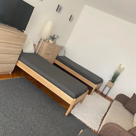 Apartment Koezponti